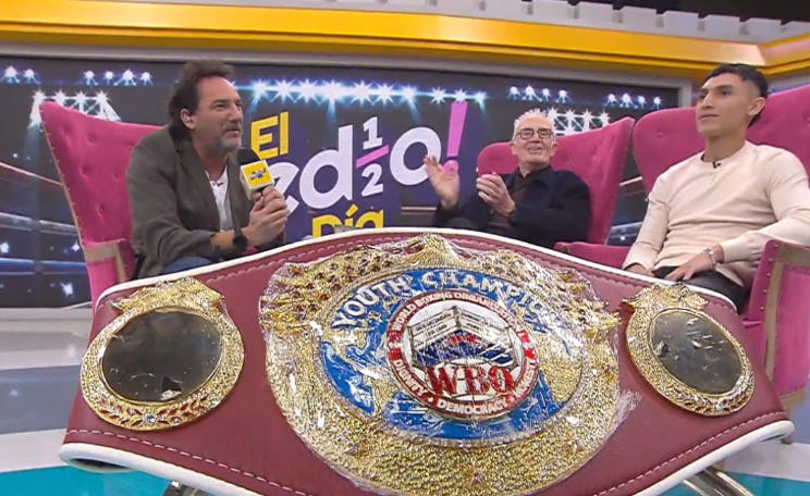 La "Joya" Cruzat: "Estoy contento de ser el protagonista de abrir puertas al boxeo chileno" 