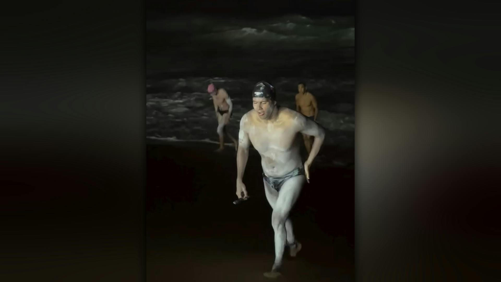 Nadador antofagastino Sebastián González logró la proeza de cruzar el canal Kaiwi