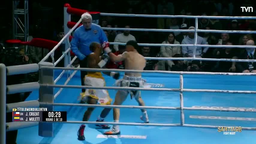 ¡Estremecedor! Junior Cruzat logró un KO de clase mundial