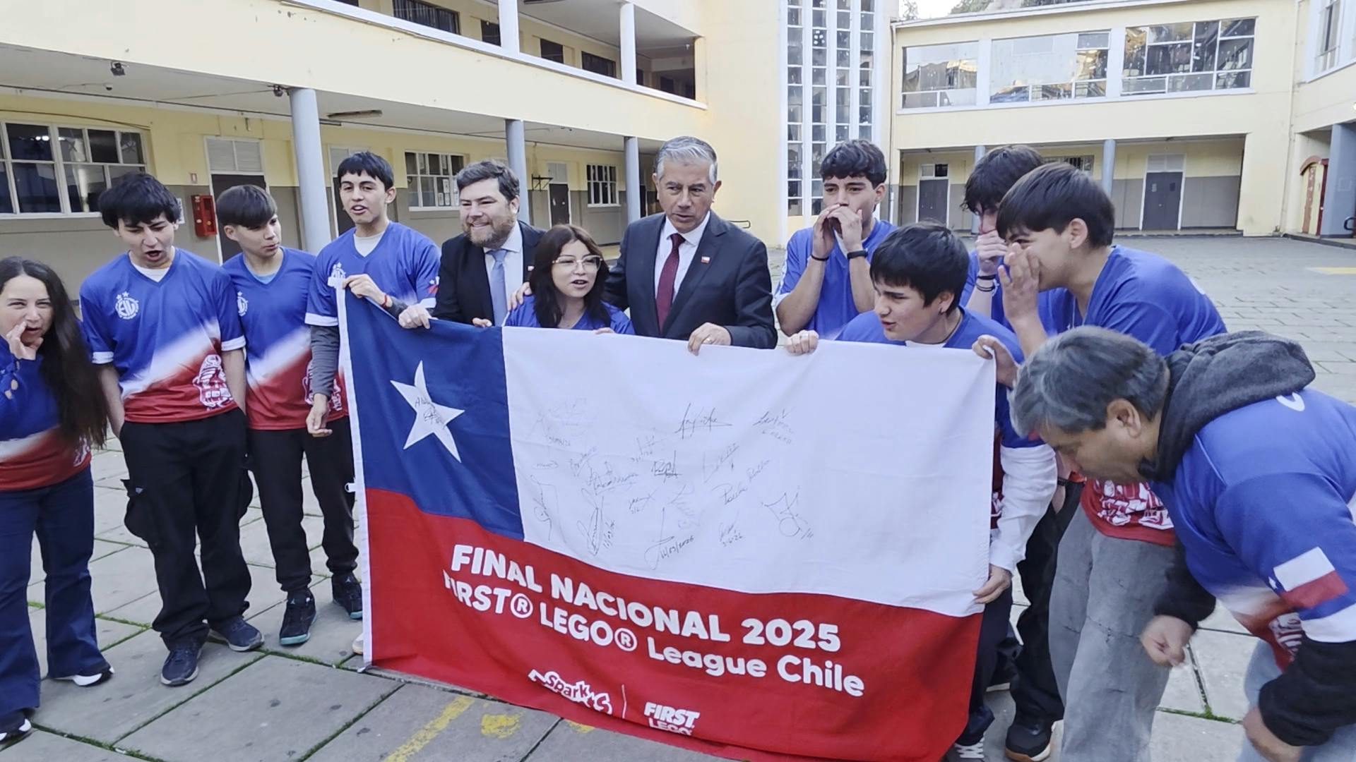 Porteños representarán a Chile en mundial de robótica