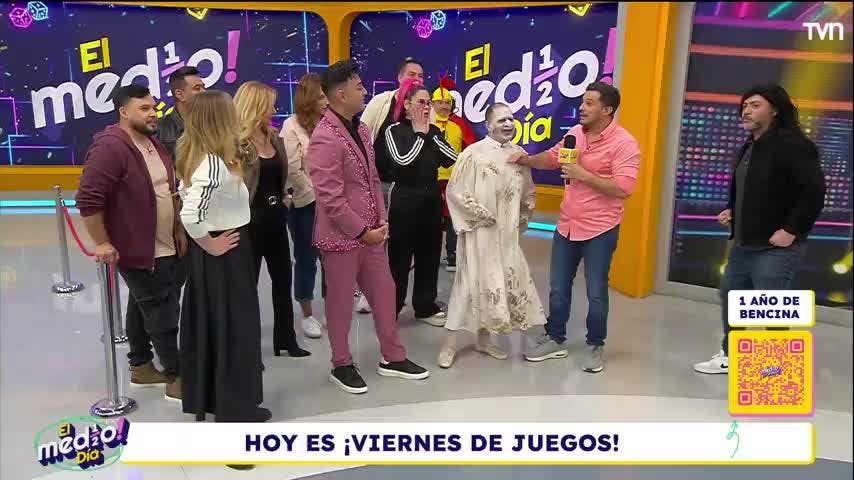 ¡Pastelito deslumbró en El Medio Dia! Se lució cantando grandes éxitos de Juan Gabriel