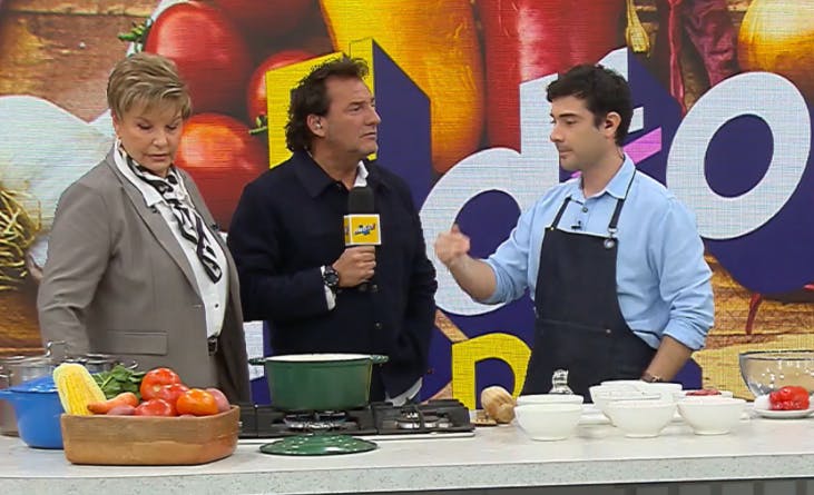Especial para este frío día: Hoy cocinamos pantrucas en "El Medio Día"