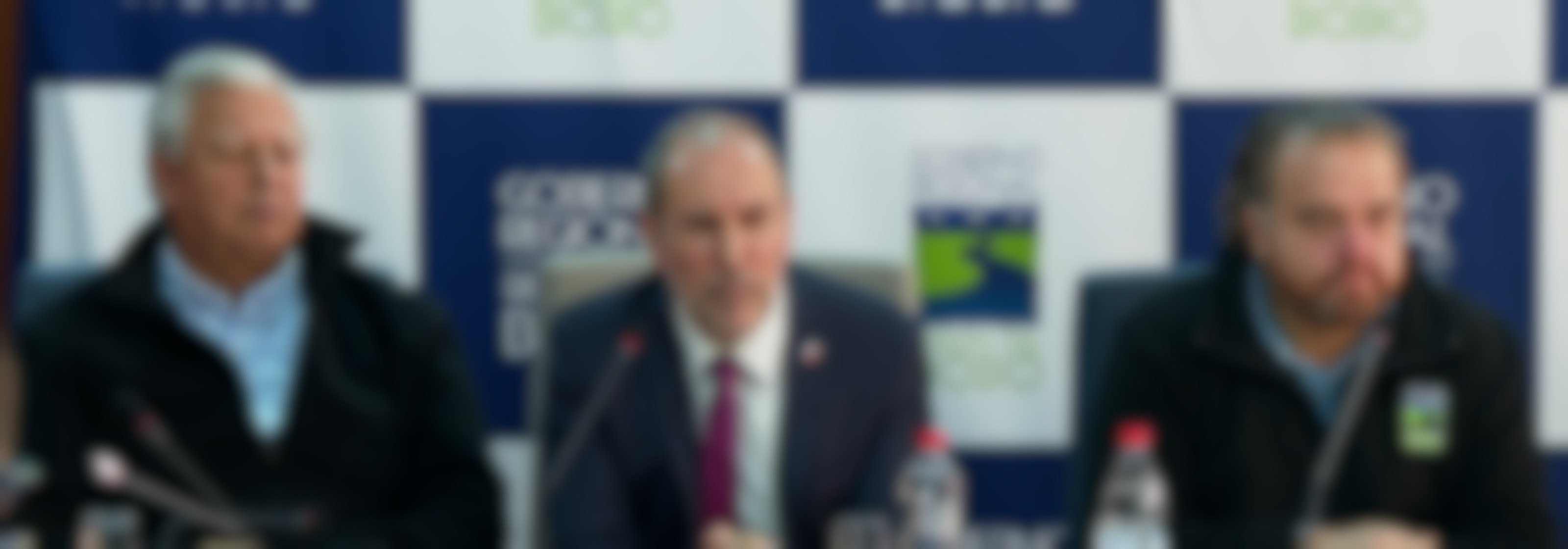 "Los plazos se mantienen": biministro Louis de Grange se reunió con autoridades del Biobío