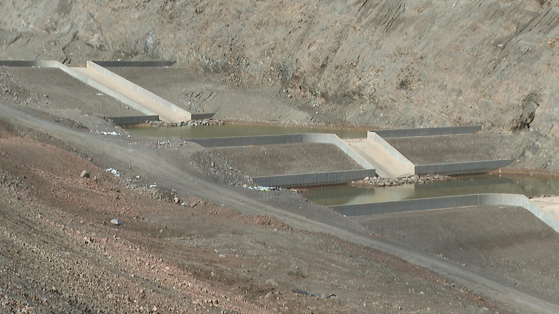 SERNAGEOMIN inspecciona piscinas aluvionales en Tocopilla: flujos alcanzaron los 25 km/h