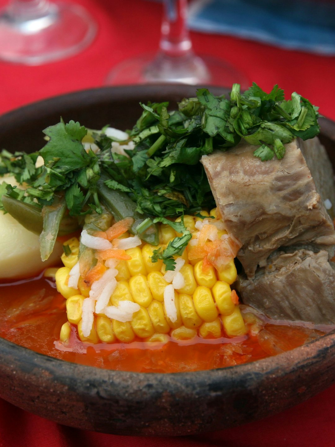 El precio de la cazuela subió un 96% desde 2015: el costo de comer en Chile
