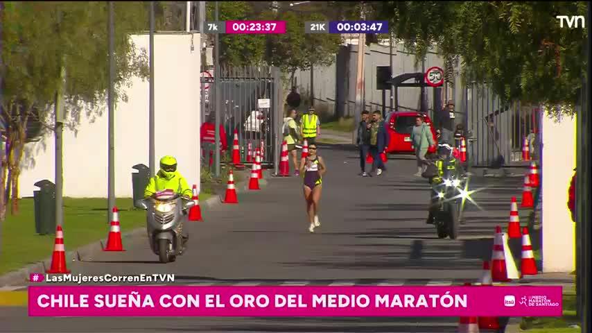 Así fue la largada de los 21K en el Medio Maratón Femenino de Santiago