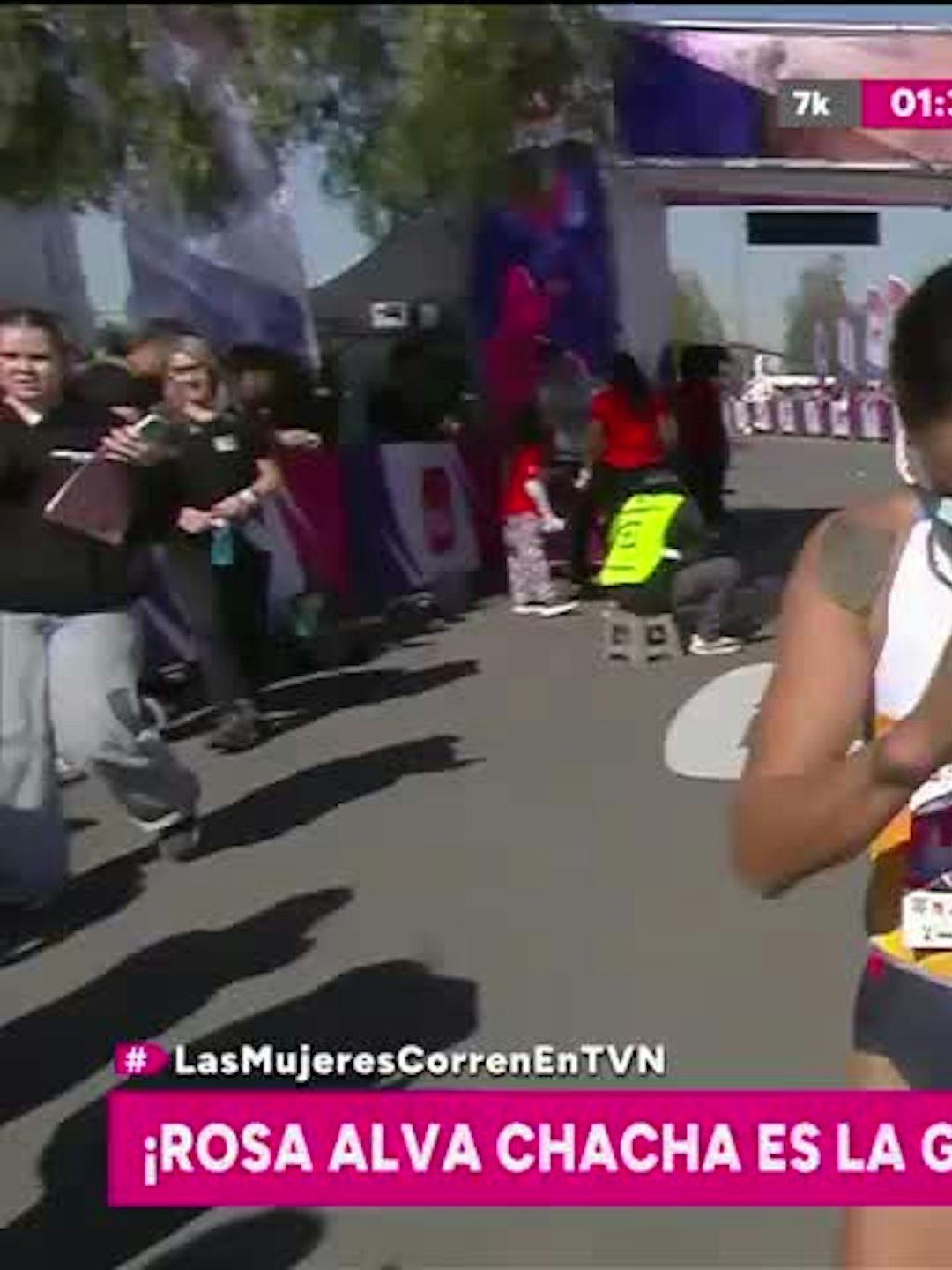 ¡Mujer récord! La maratonista ecuatoriana Rosa Chacha es la ganadora del medio maratón