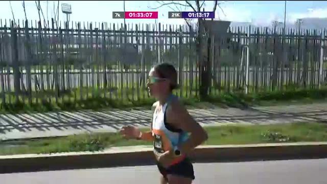 La ecuatoriana Rosa Alva Chacha arrasa en los 21K y rompió el récord