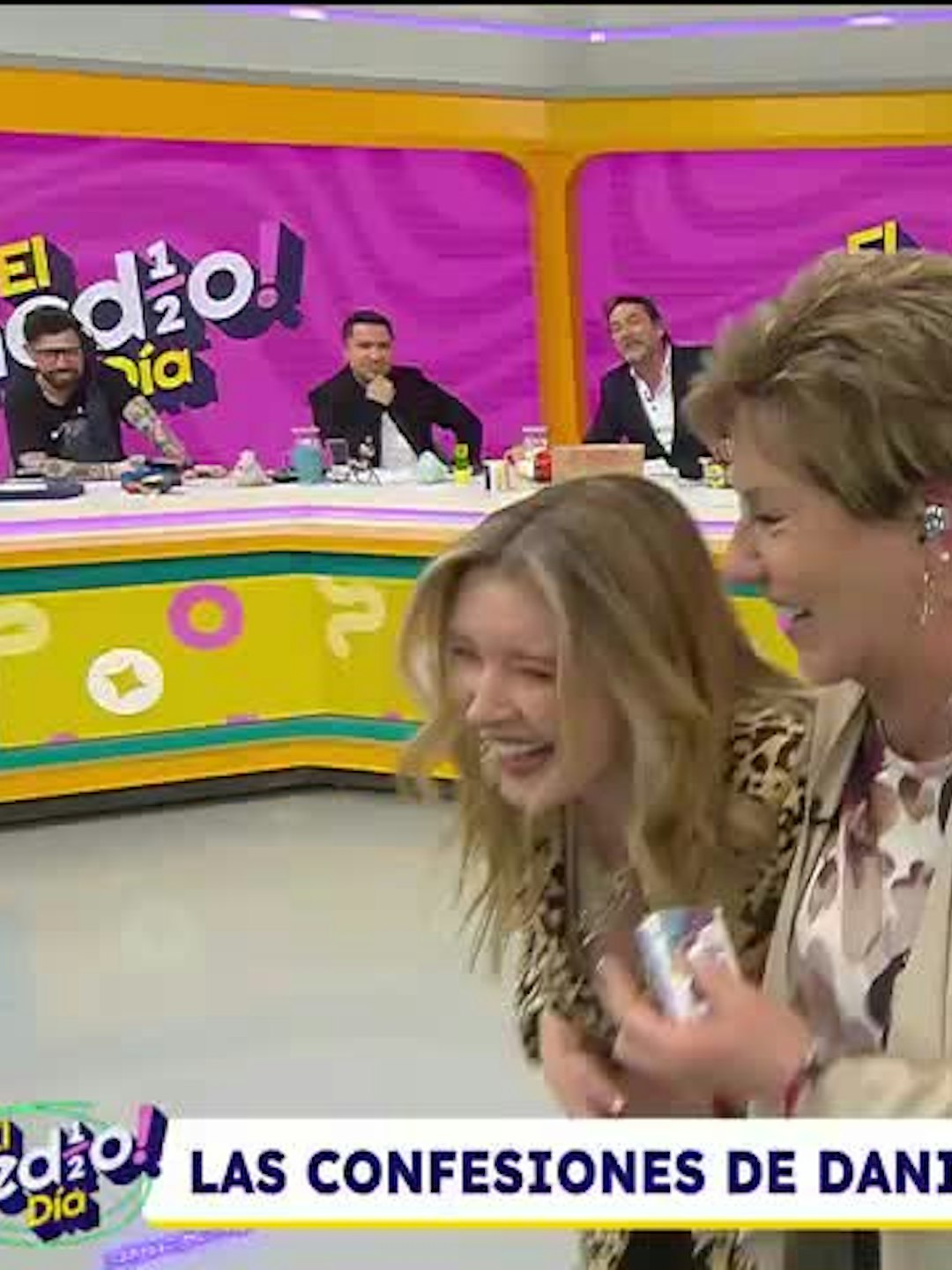 ¡Tuvieron que salir del estudio! Carla Jara y Paulina Nin protagonizan cómico momento
