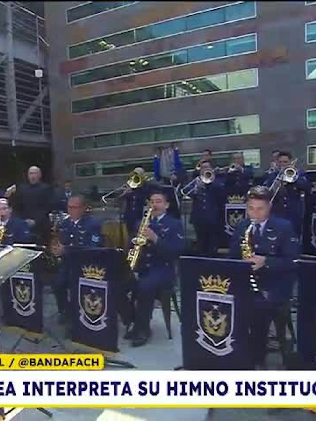 La Fuerza Áerea de Chile interpreta su himno institucional en la Parada Musical de TVN
