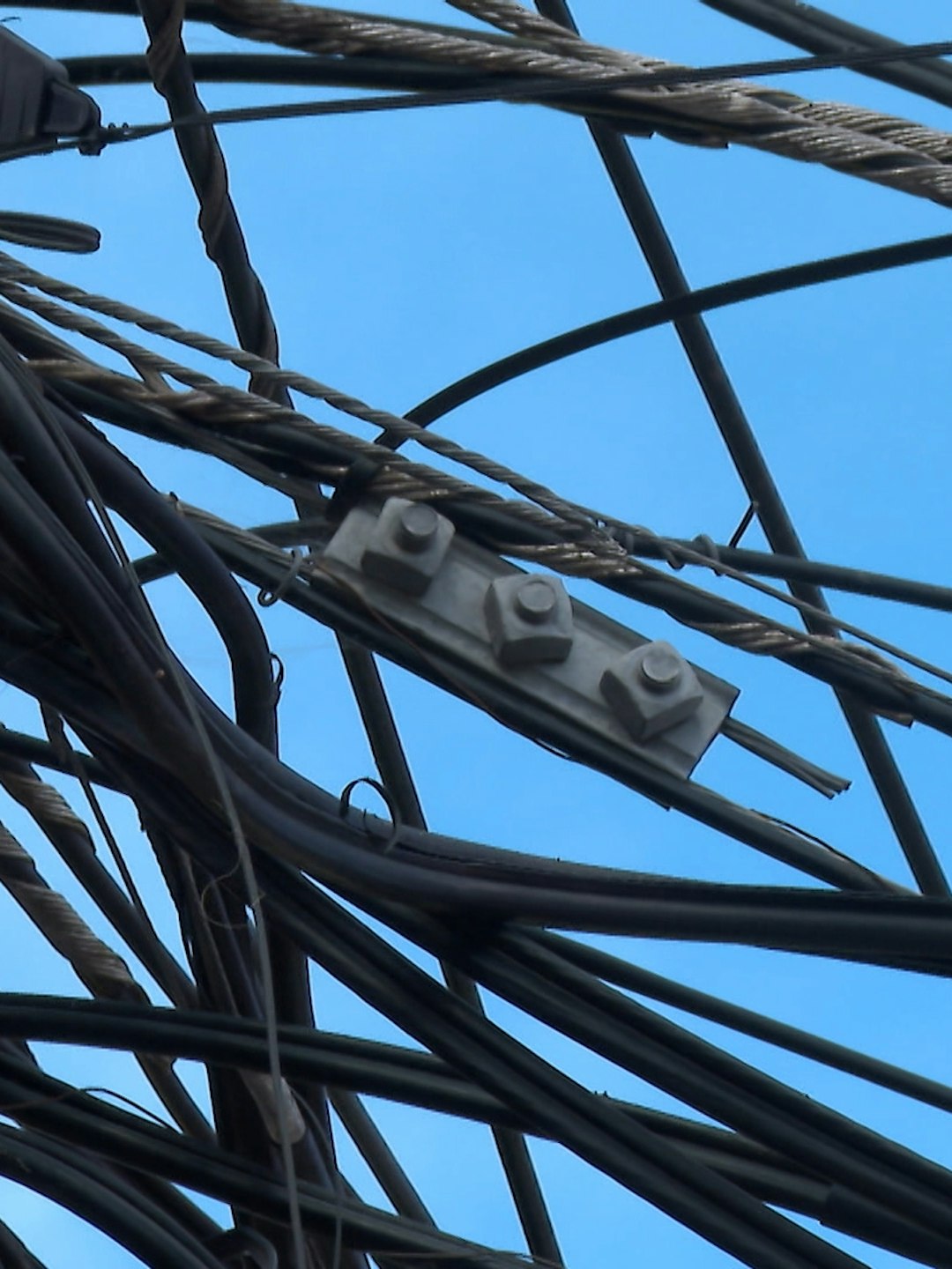 La región comenzó a decirle adiós a los cables en desuso