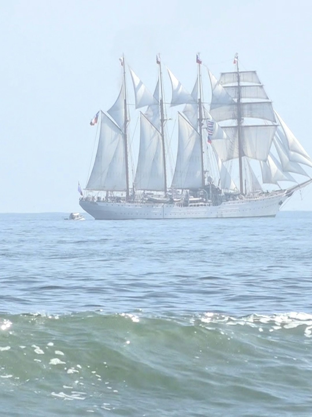 ¡Espectáculo en el mar! El buque "Esmeralda" desfilará por Antofagasta