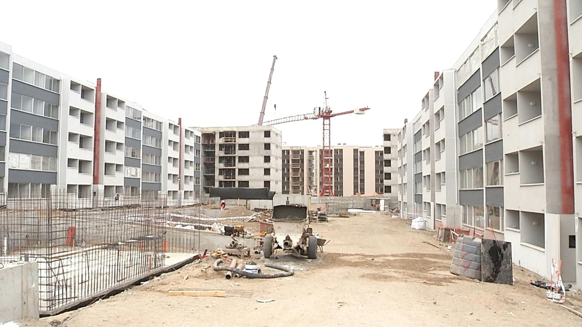 Crisis en el MINVU regional: ministro pide renuncia a seremi por incapacidad en cumplir plan habitacional comprometido