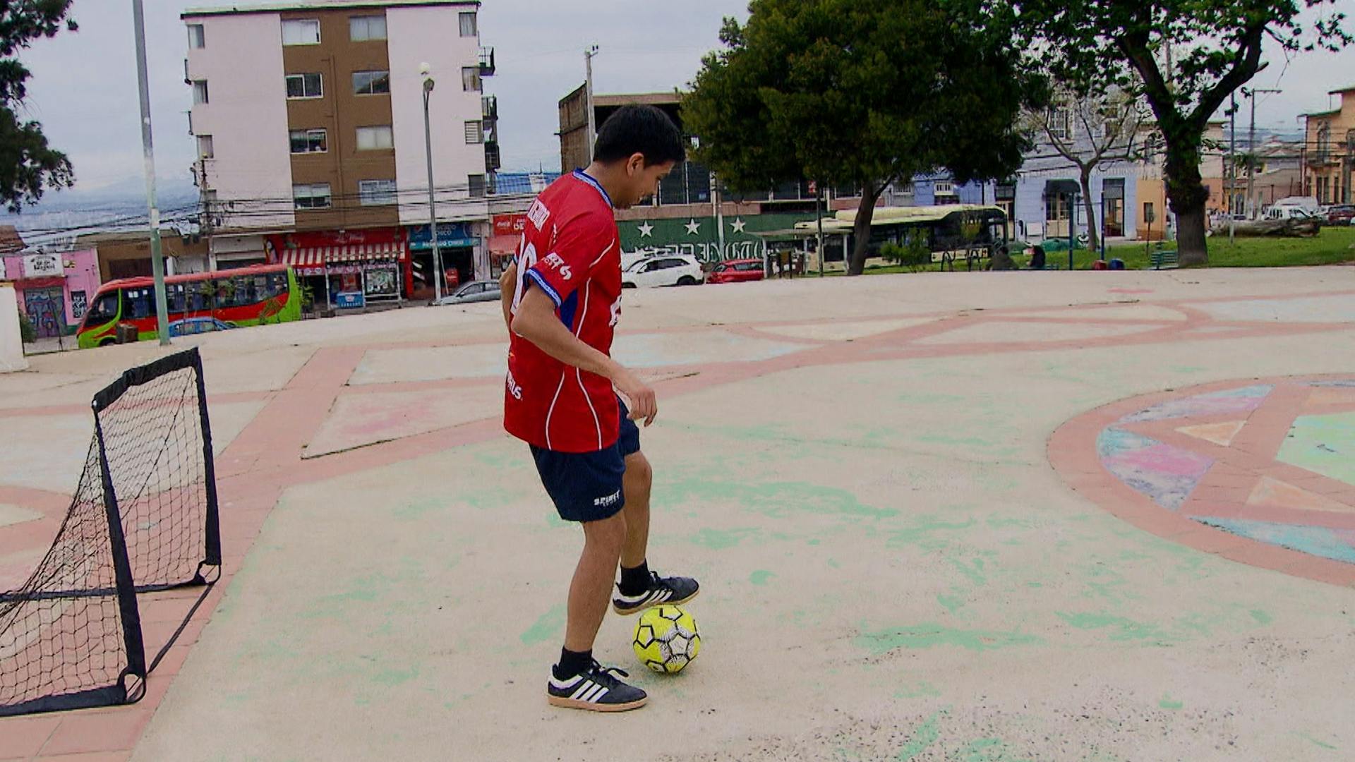 Los chilenos que conquistan el fútbol callejero 3x3