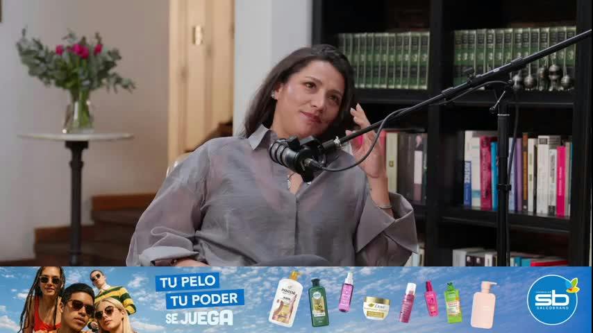 "Me escondía las llaves de la casa": El "llamado de atención" que recibió Loreto Aravena de su hija 