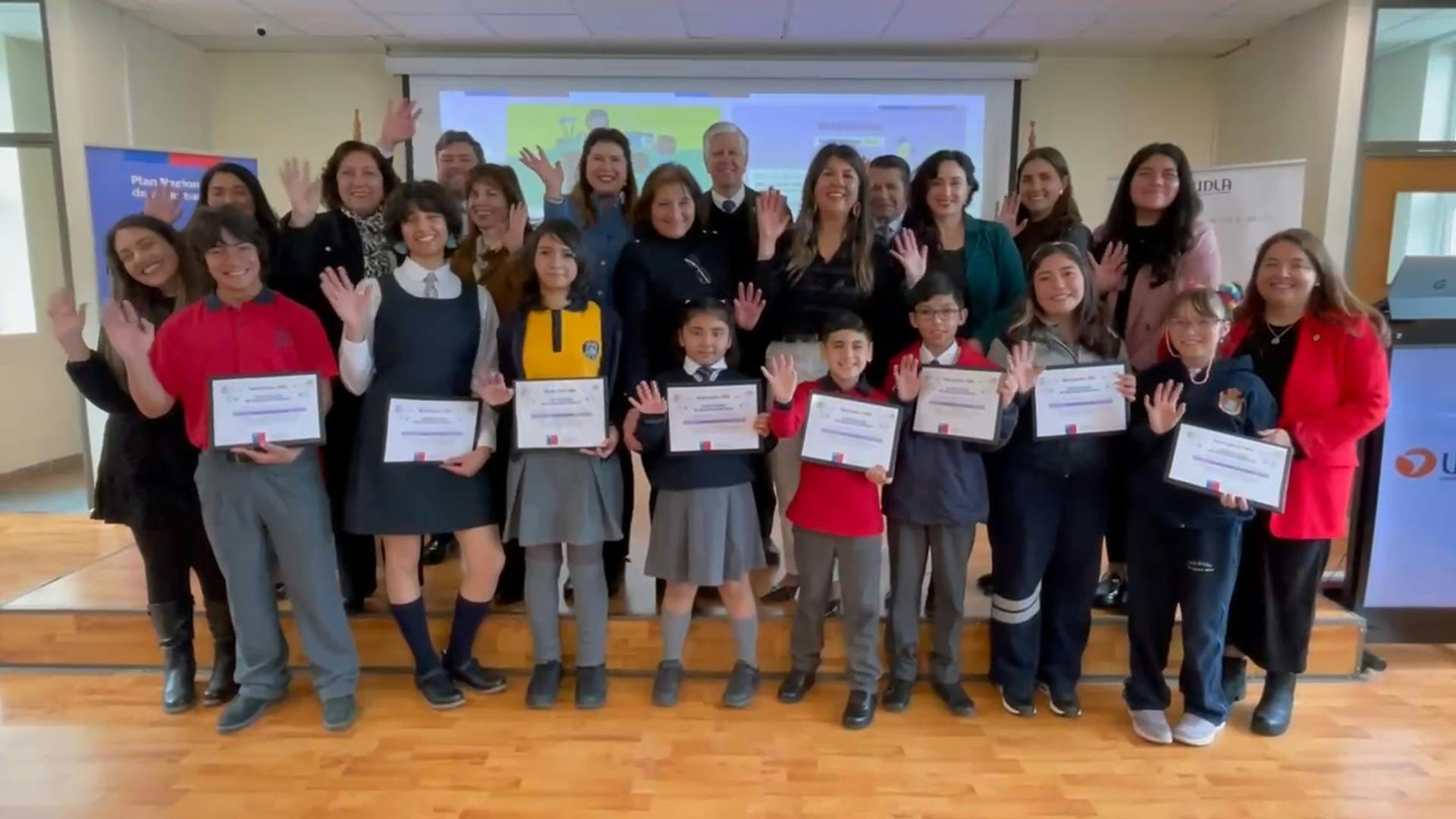 Ocho alumnos premiados en sexta edición de Booktubers