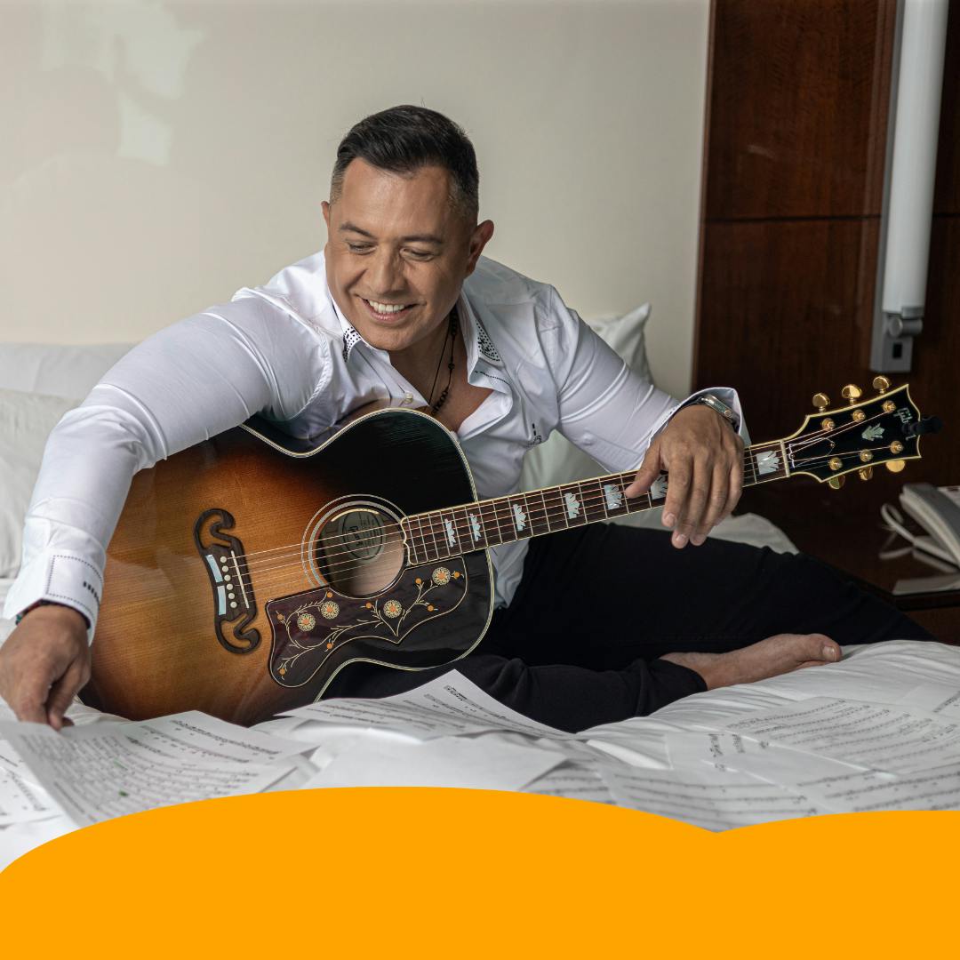 ASTOR TORRES nos descubre su lado más romántico en 'Ya no hay amor', una canción pop con pinceladas de bachata