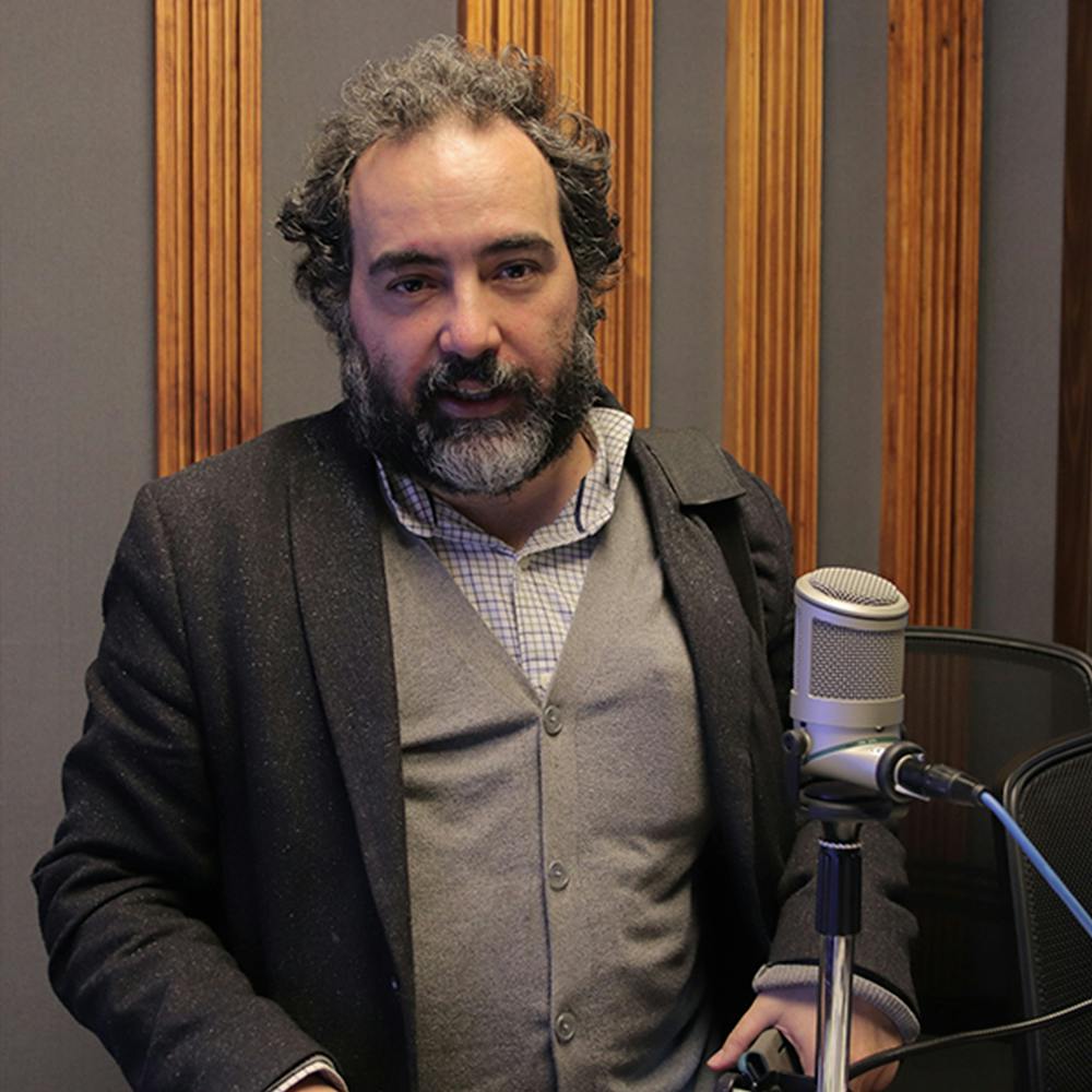 Rafael Gumucio y libro “La edad media (1988-1998)” 