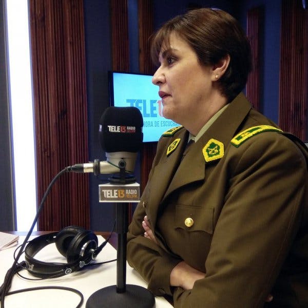 Pamela Olivares, General de Carabineros: Tenemos que recuperar la confianza  de la gente