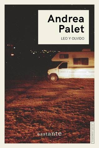 Andrea Palet y libro Leo y olvido