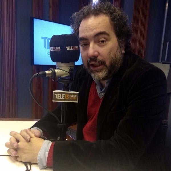 Gumucio y el libro 'Nicanor Parra, rey y mendigo': El antipoeta no confiaba en la gente gorda