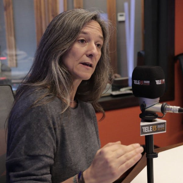 Tiziana Panizza y “Tierra Sola”, documental sobre Rapa Nui