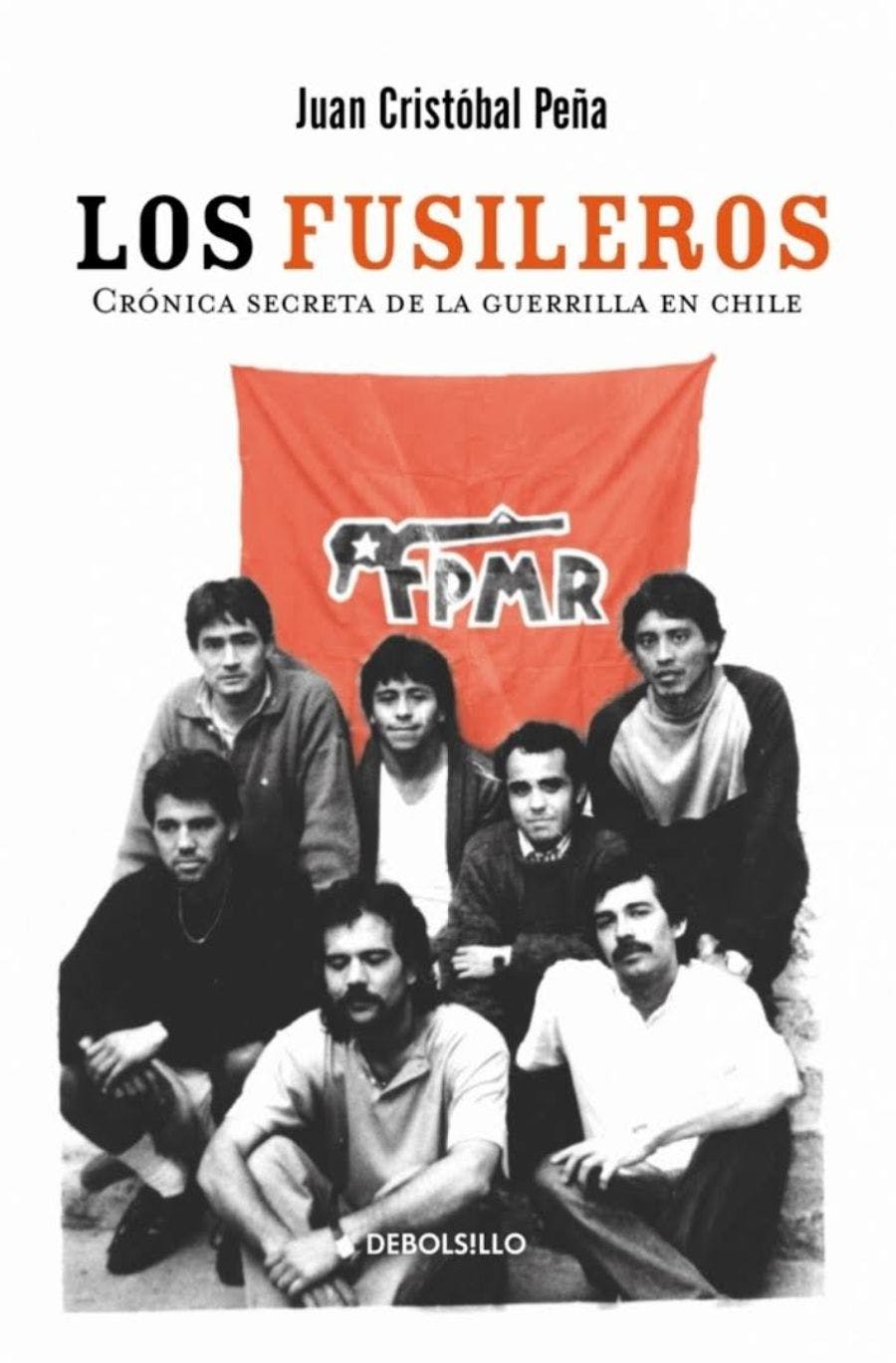 Juan Cristóbal Peña y libro Los fusileros