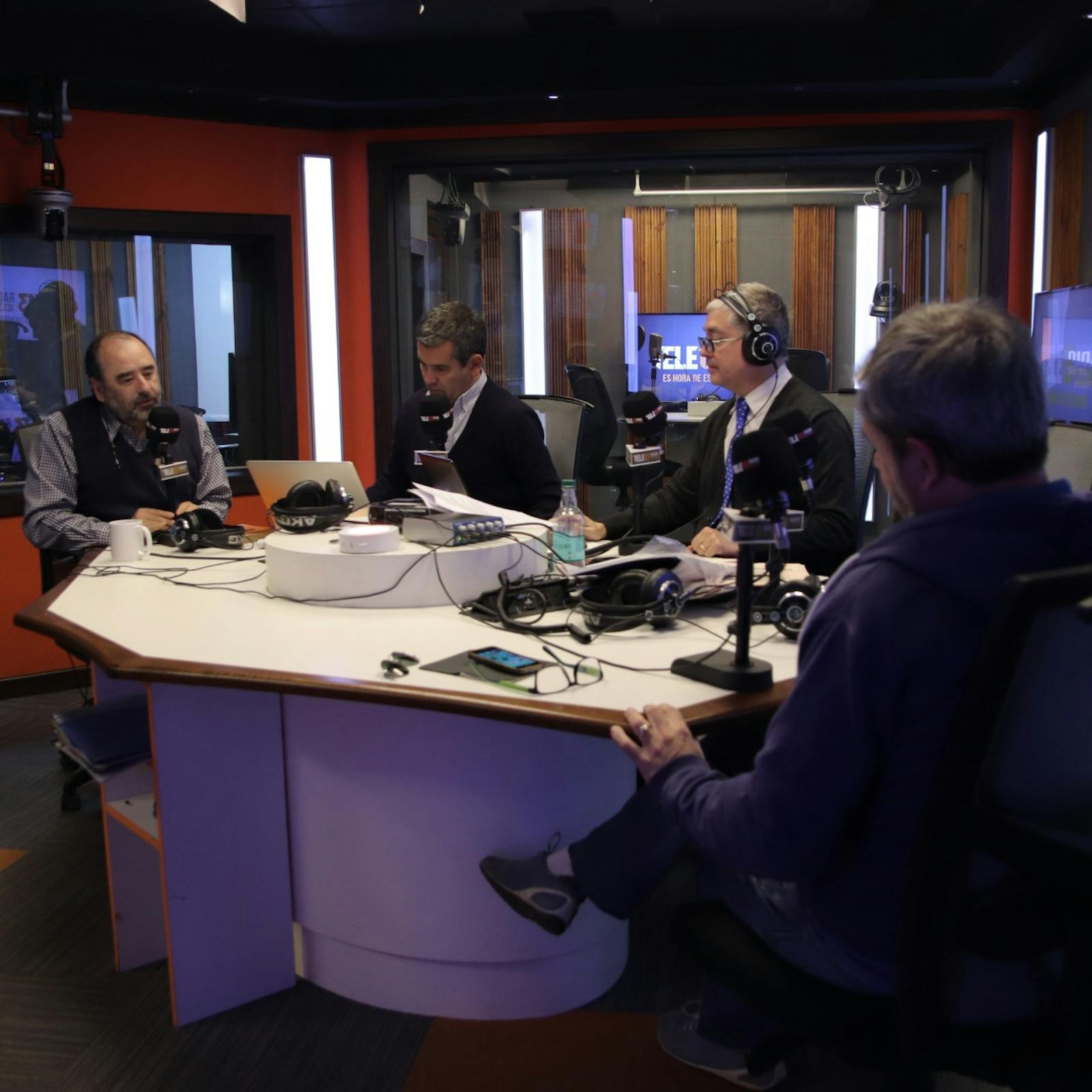 Los Columnistas de Mesa Central