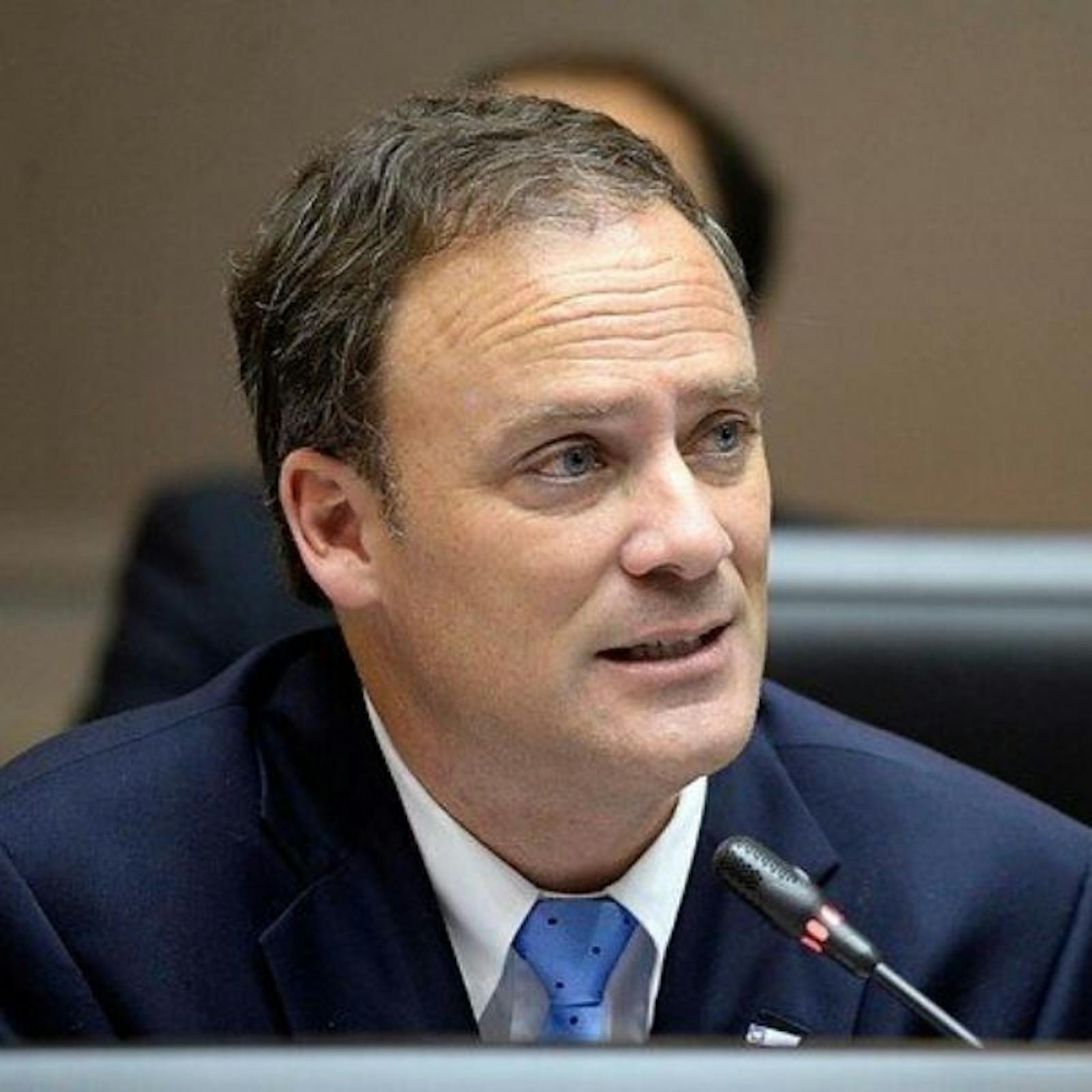 Ministro Ward sobre Cosena "Hay que desdramatizar: fue una convocatoria para llevar adelante una conversación en torno a la seguridad nacional" episode artwork