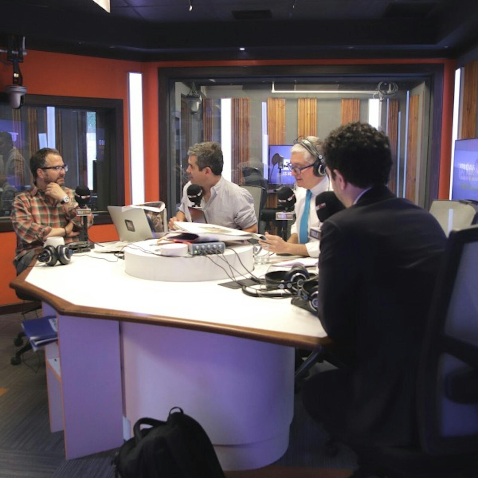 Mujica, Fernández y Bravo conversan sobre ANFP, estallido social y Las Tesis