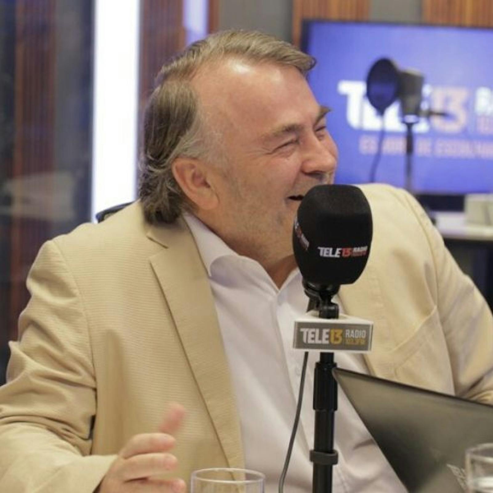 Diputado Pepe Auth: "Para una franja se reemplazó el diálogo por la funa, la conversación por la guillotina. Esa franja ha penetrado en el Congreso" episode artwork