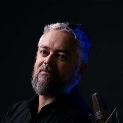 Jorge Baradit: Regreso al Espíritu Solidario