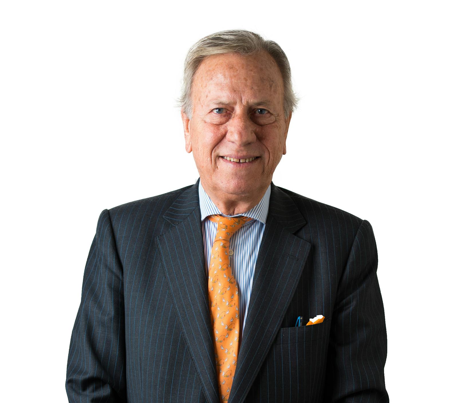 Excanciller Hernán Errázuriz por Joe Biden: “Va a ser un presidente muy popular, pero de un solo término y con muchas limitaciones” episode artwork