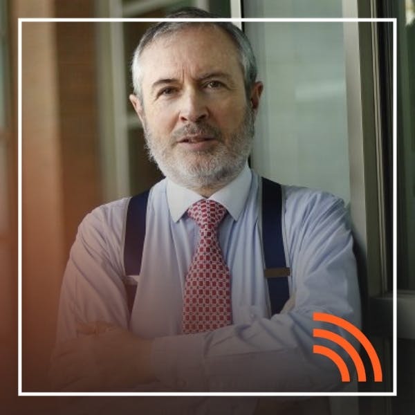 Joaquín García-Huidobro y su libro Bencina & Pasto Seco. La crisis chilena en perspectiva (1990-2020)