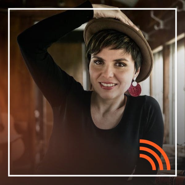 La cantautora Elizabeth Morris y las raíces latinoamericanas de sus composiciones