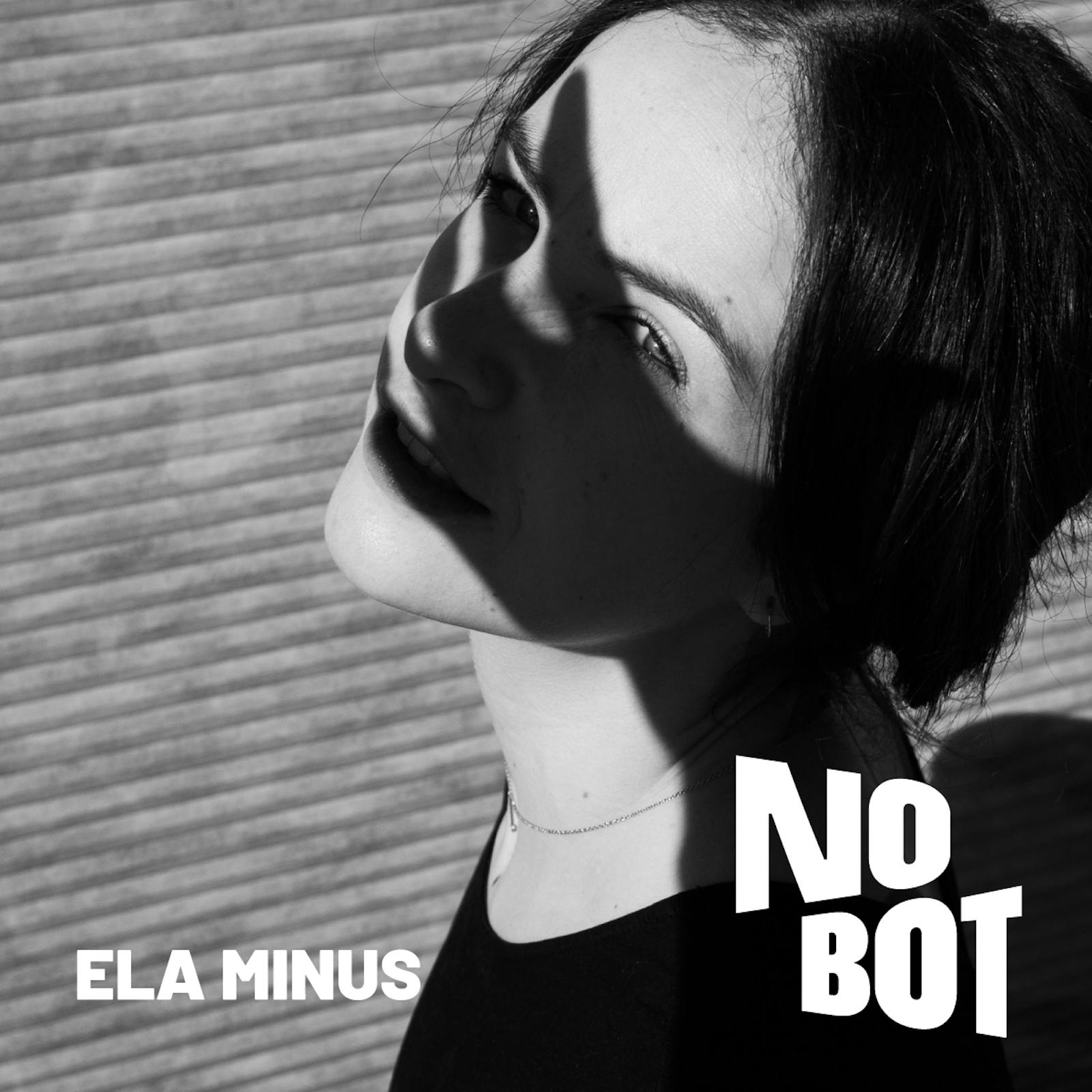 ela minus