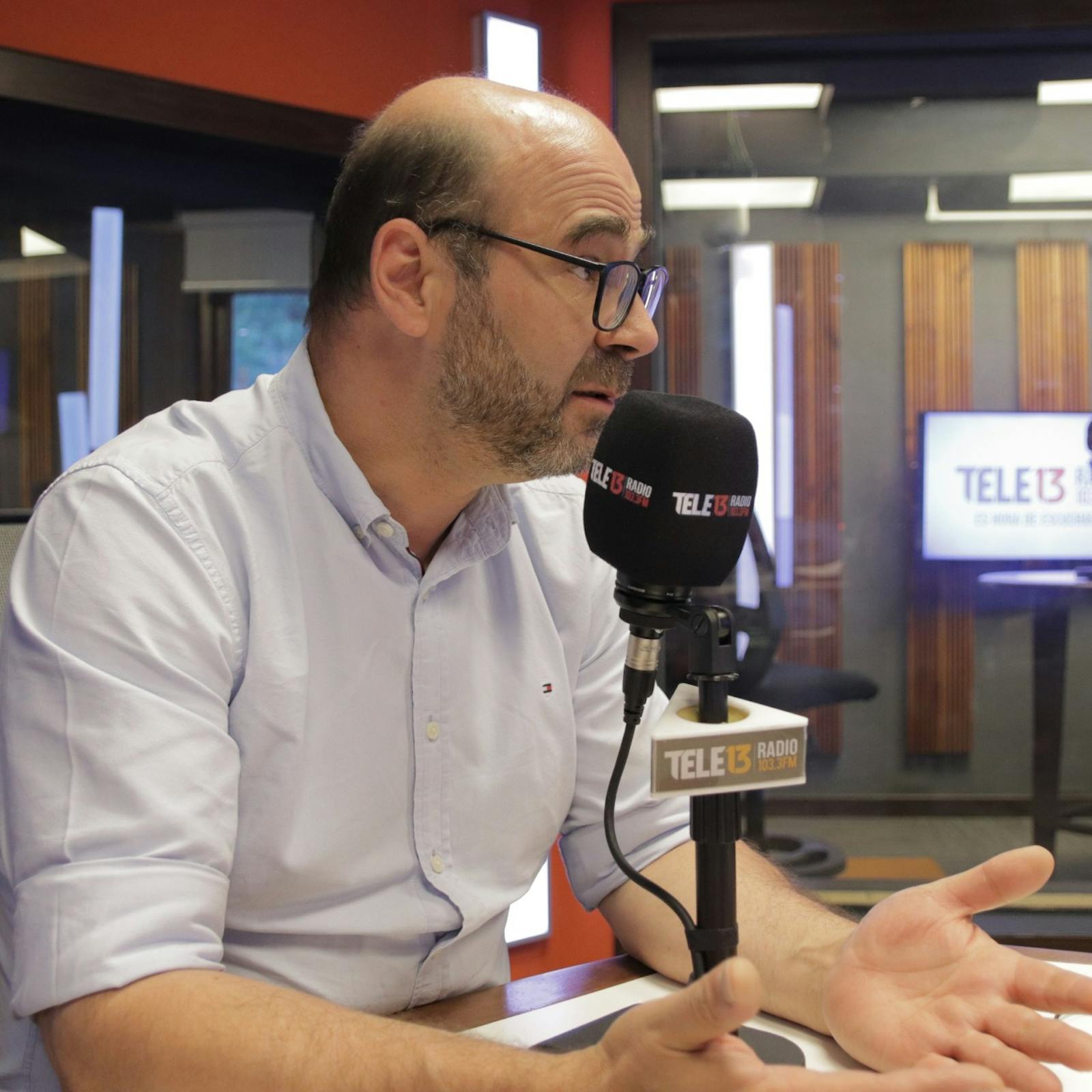Convencional, Fernando Atria sobre propuesta de plebiscitos dirimentes: “Es una iniciativa que no estaba suficientemente pensada, no tenía la responsabilidad de presentarse como se ve, en ese contexto no se justificaba votar por ella” episode artwork