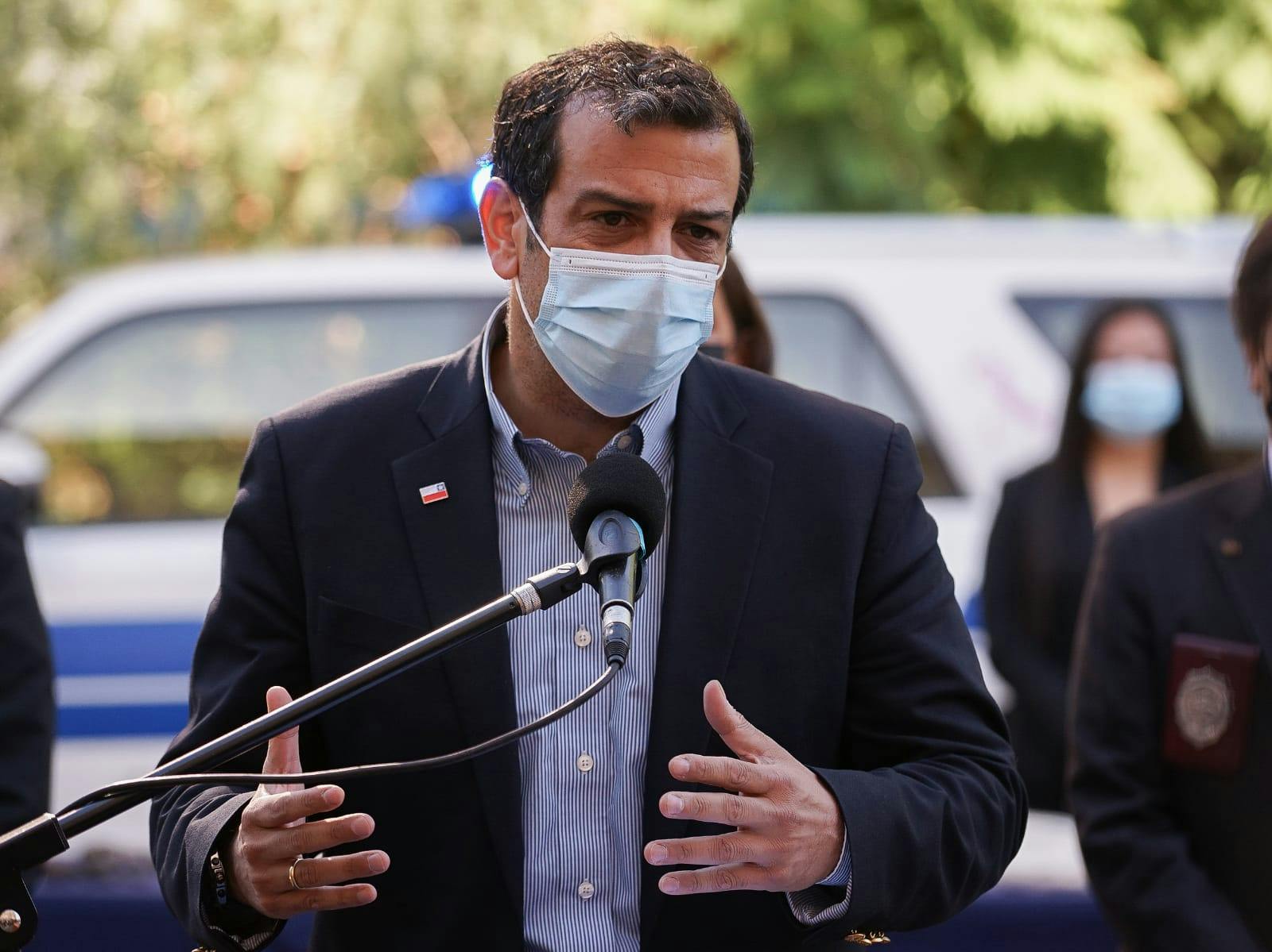 Rodrigo Delgado, ministro del Interior: “Hoy día lo que tenemos es una crisis de ingreso clandestino en la macrozona norte. Son personas que han cruzado al menos cuatro o cinco fronteras previas antes de llegar a Chile”