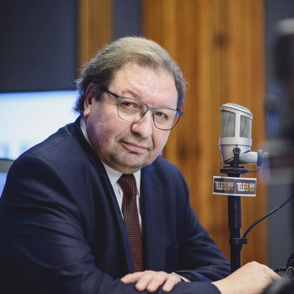 Ascanio Cavallo por las declaraciones dela futura ministra de Relaciones Exteriores y la designación de los subsecretarios