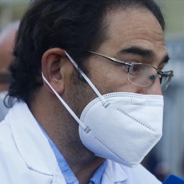 Ignacio de la Torre, presidente del Colmed de Valparaíso, por aumento en testeo: “Tenemos que poner nuestros esfuerzos en facilitar las formas en que las personas puedan registrar cuando tienen un cuadro clínico compatible con Covid-19”