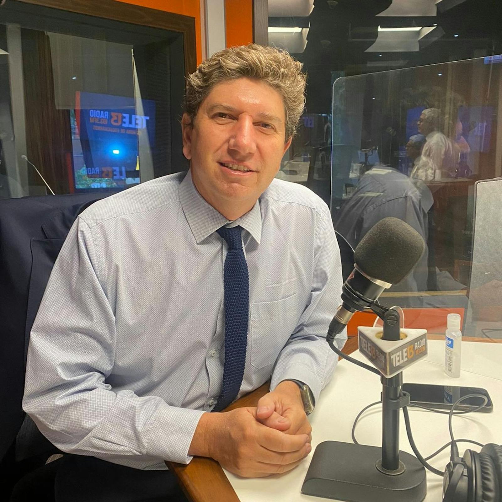 Ministro de Hacienda, Rodrigo Cerda: “En la medida que hagamos buenas políticas públicas, que se preocupen del crecimiento económico y de la inversión, tenemos espacio para crecer no solo el 2022, sino de 2023 en adelante” episode artwork