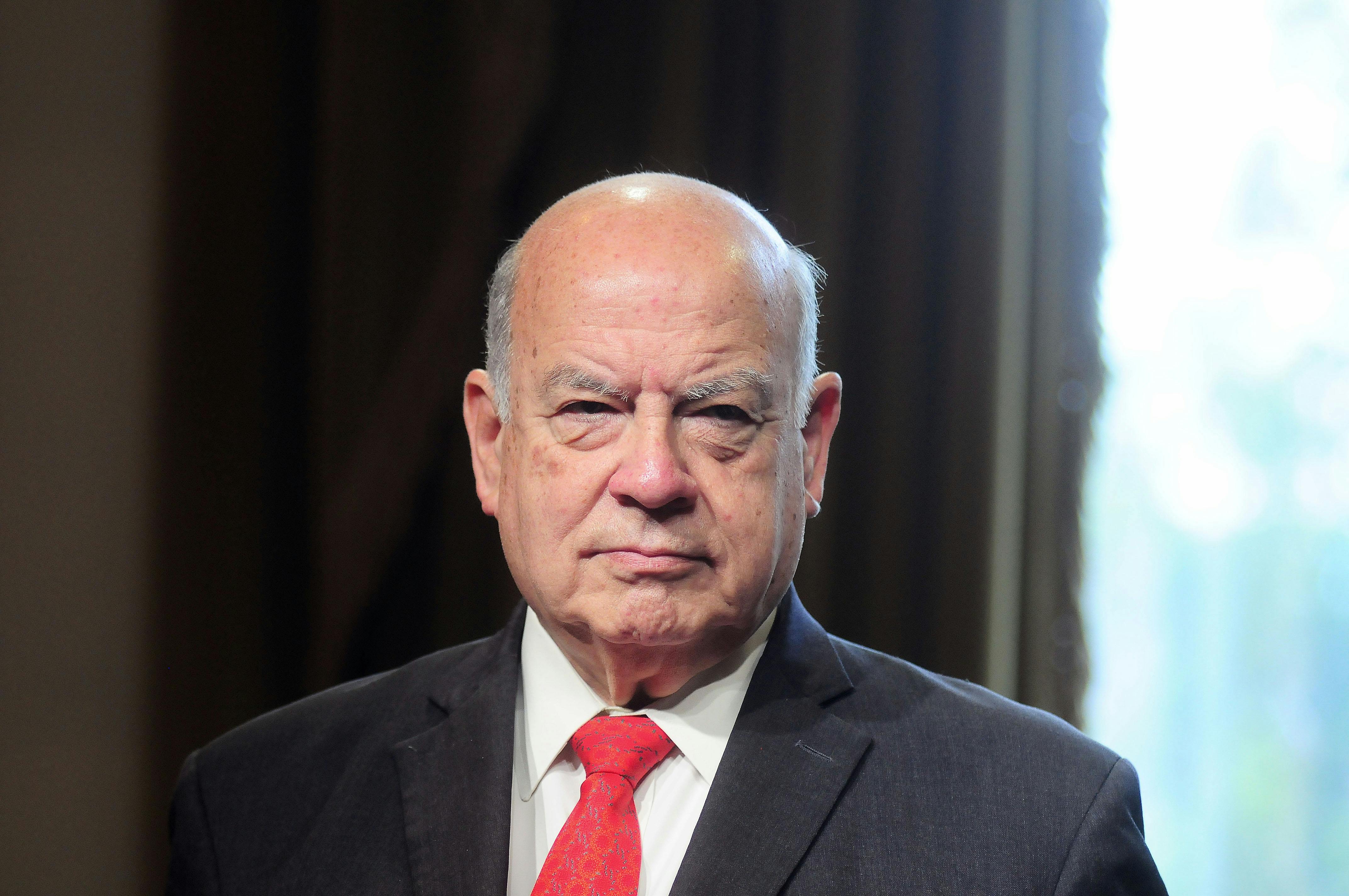 José Miguel Insulza, senador del Partido Socialista, por acusación de la ministra del Interior, Izkia Siches: “Evidentemente ella fue mal informada. Le diría que se preocupe de quien la asesora, pero me gusta la gente que cuando comete un error da la cara y se disculpa”