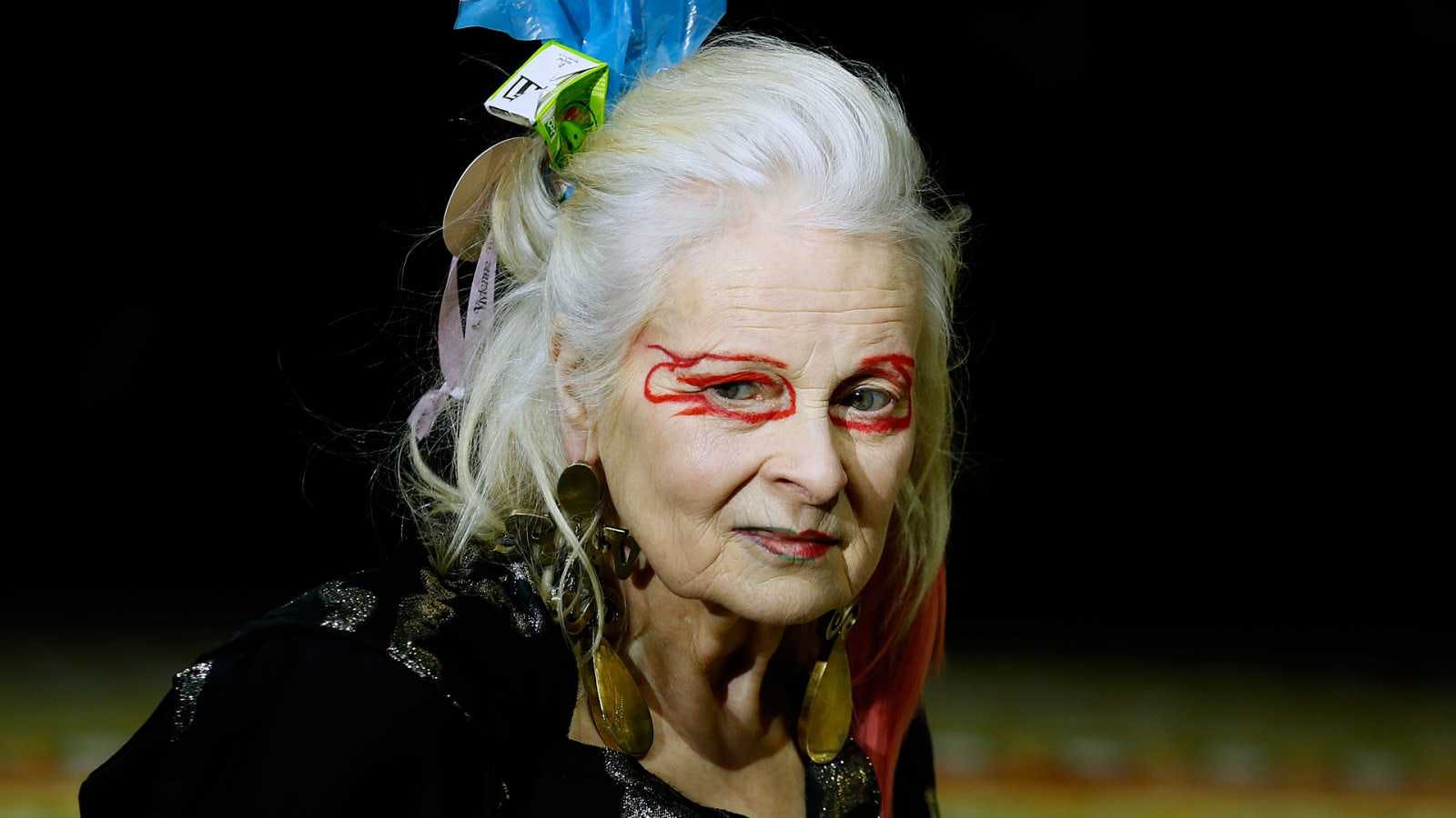 Celebramos el cumpleaños de Vivienne Westwood, la legendaria diseñadora repsonsable de la estética del Punk y el New Wave