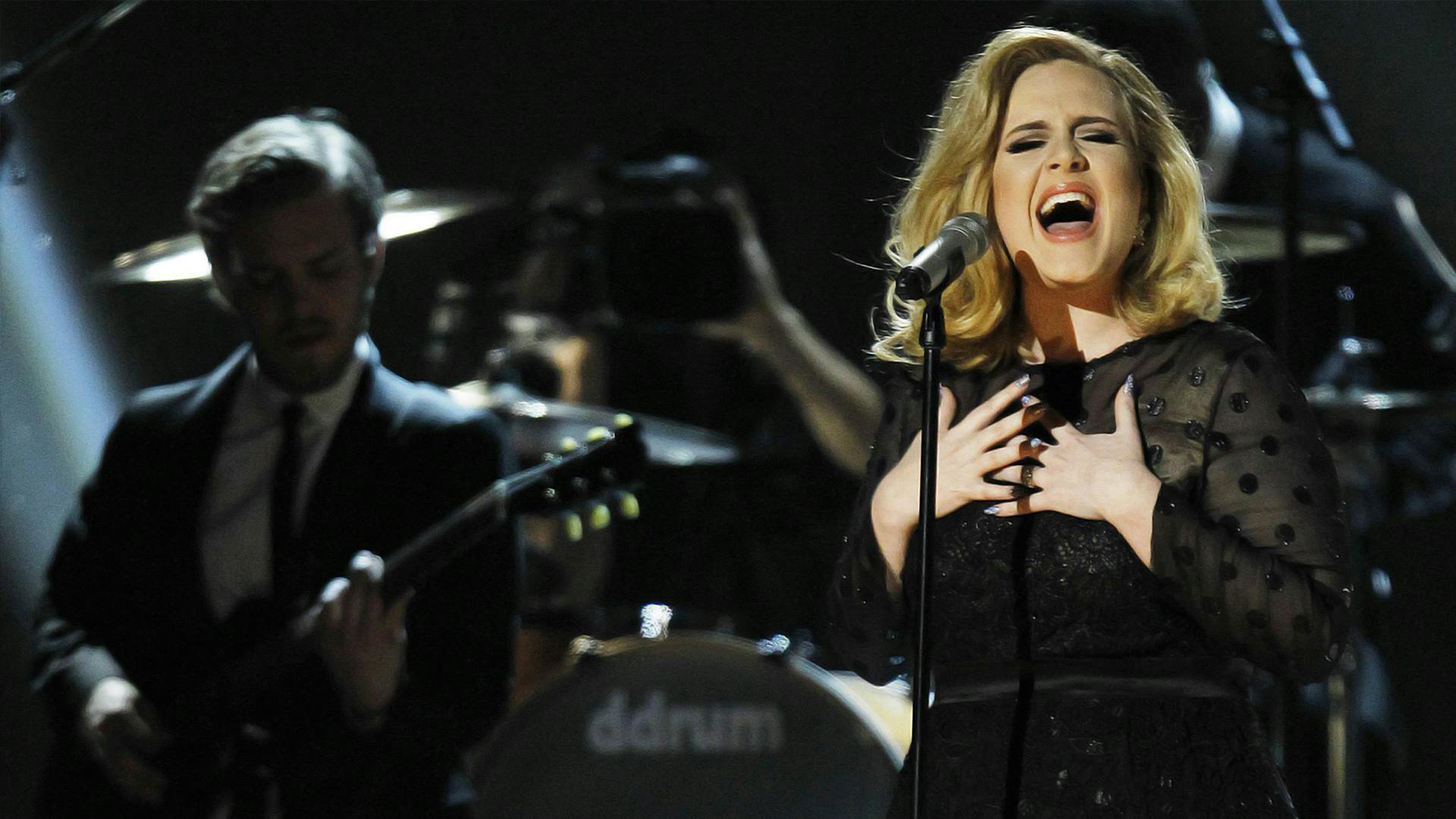 Playlist: Celebramos el cumpleaños de Adele con lo mejor de ella en vivo