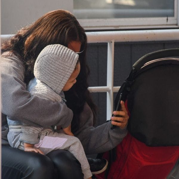 Coordinadora ONU Mujeres Chile: Las mujeres durante el período de pandemia triplicaron las horas de cuidado