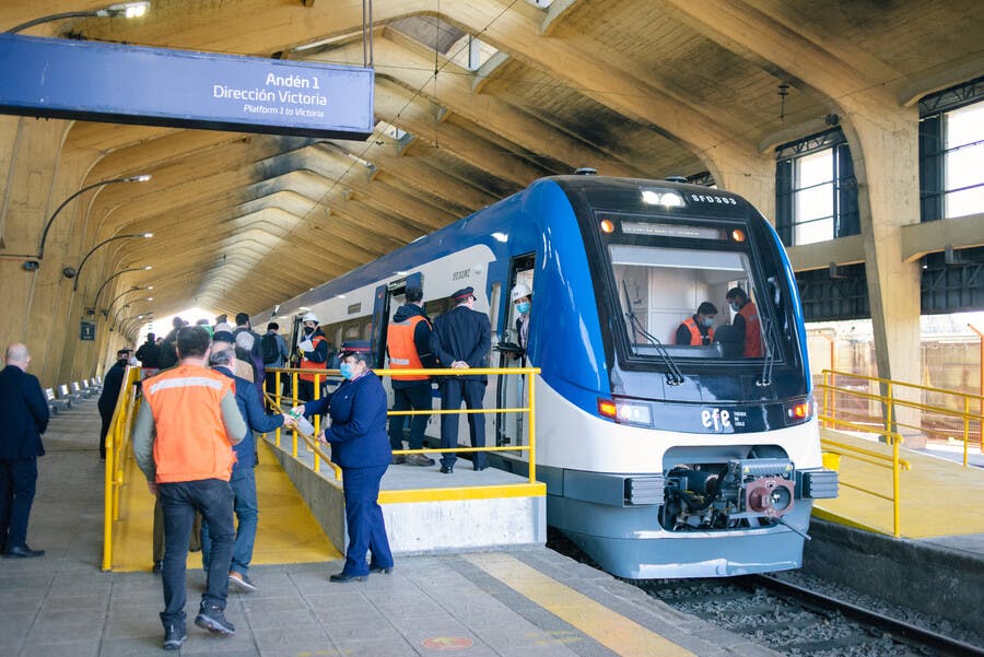 “Hay elementos que nos deberían hacer sentir orgullosos”: El Profesor Peralta repasa la historia de los trenes en Chile