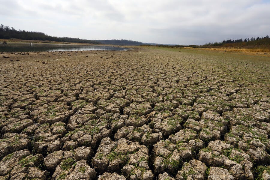 ¿Cuál es la historia del agua en Santiago? El Profesor Peralta la repasa en el contexto de la crisis hídrica