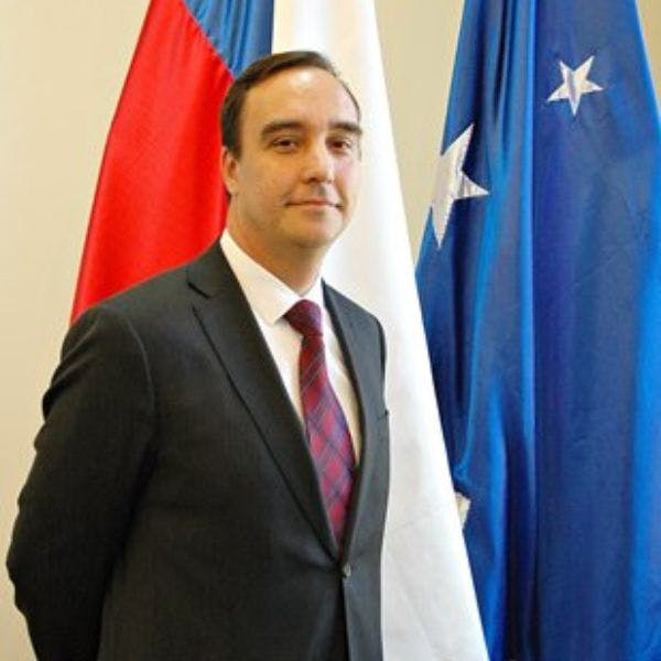 Gobernador de Magallanes: “Mayoritariamente los gobernadores en su posición personal están por aprobar una Constitución que es altamente regionalista”