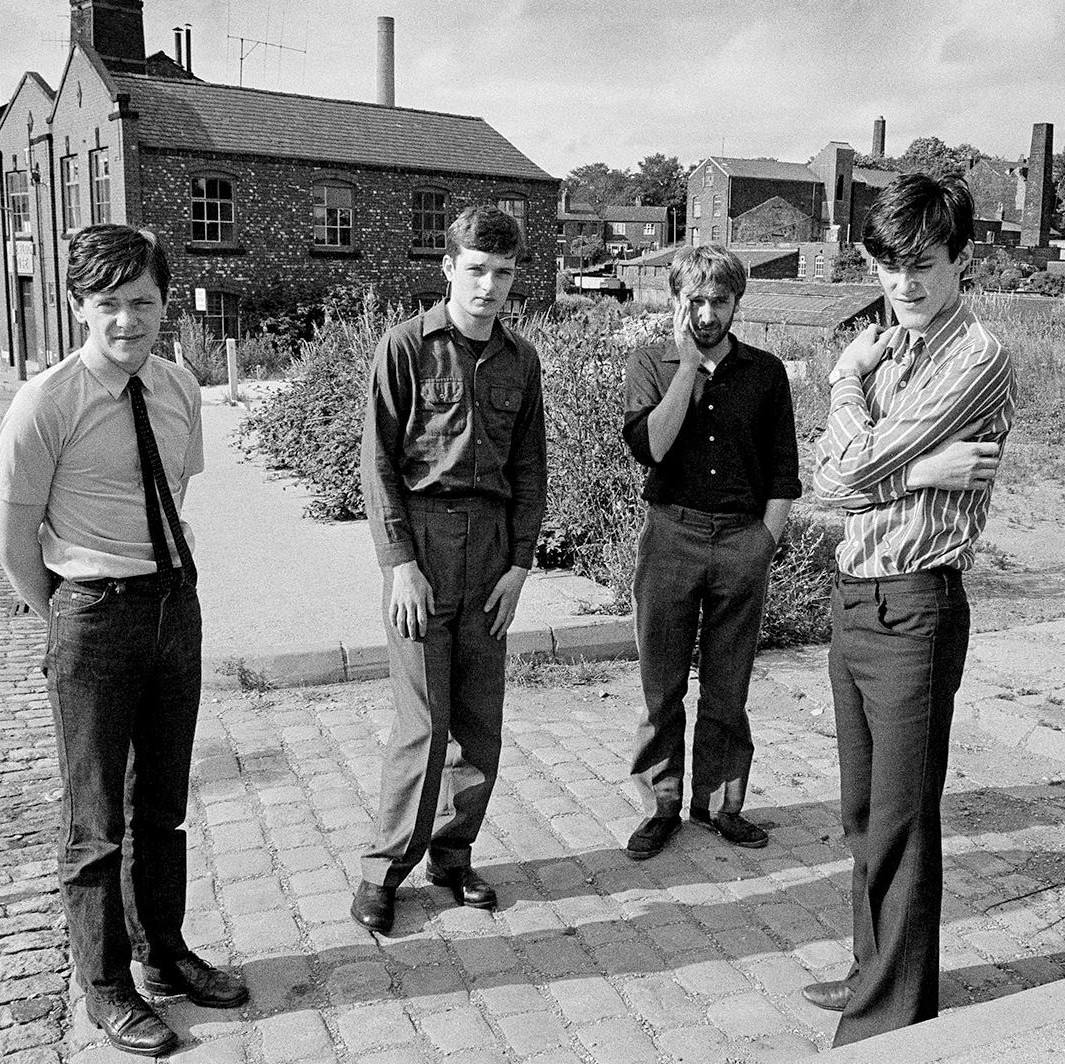 Especial de Joy Division, David Bowie liderando las ventas de vinilos y los artistas más pagados del año