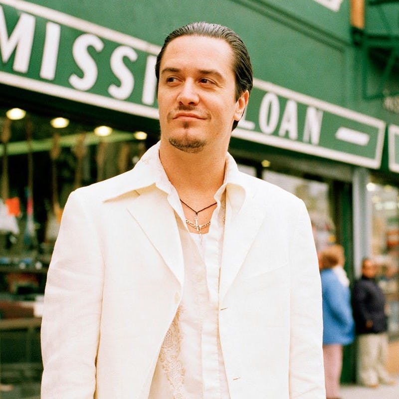 Festejamos los 54 años de Mike Patton; destacamos la carrera solista de Keith Richards; y Elton John se suma a las estrellas planetarias afectadas por el Covid